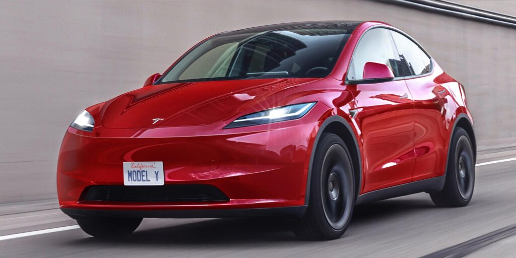 2025 tesla model y juniper gets rendered looks spot on with highland s changes 21