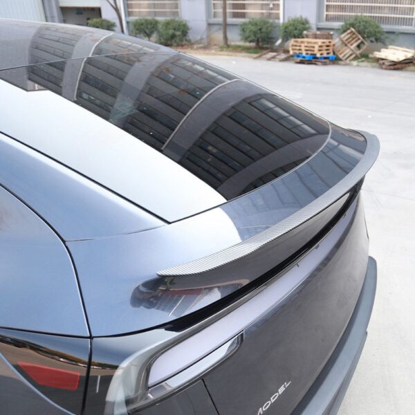 Spojler za Tesla Model Y Juniper (2025–)  Mat Karbon in Sijajna Črna | Aerodinamična nadgradnja - Image 5
